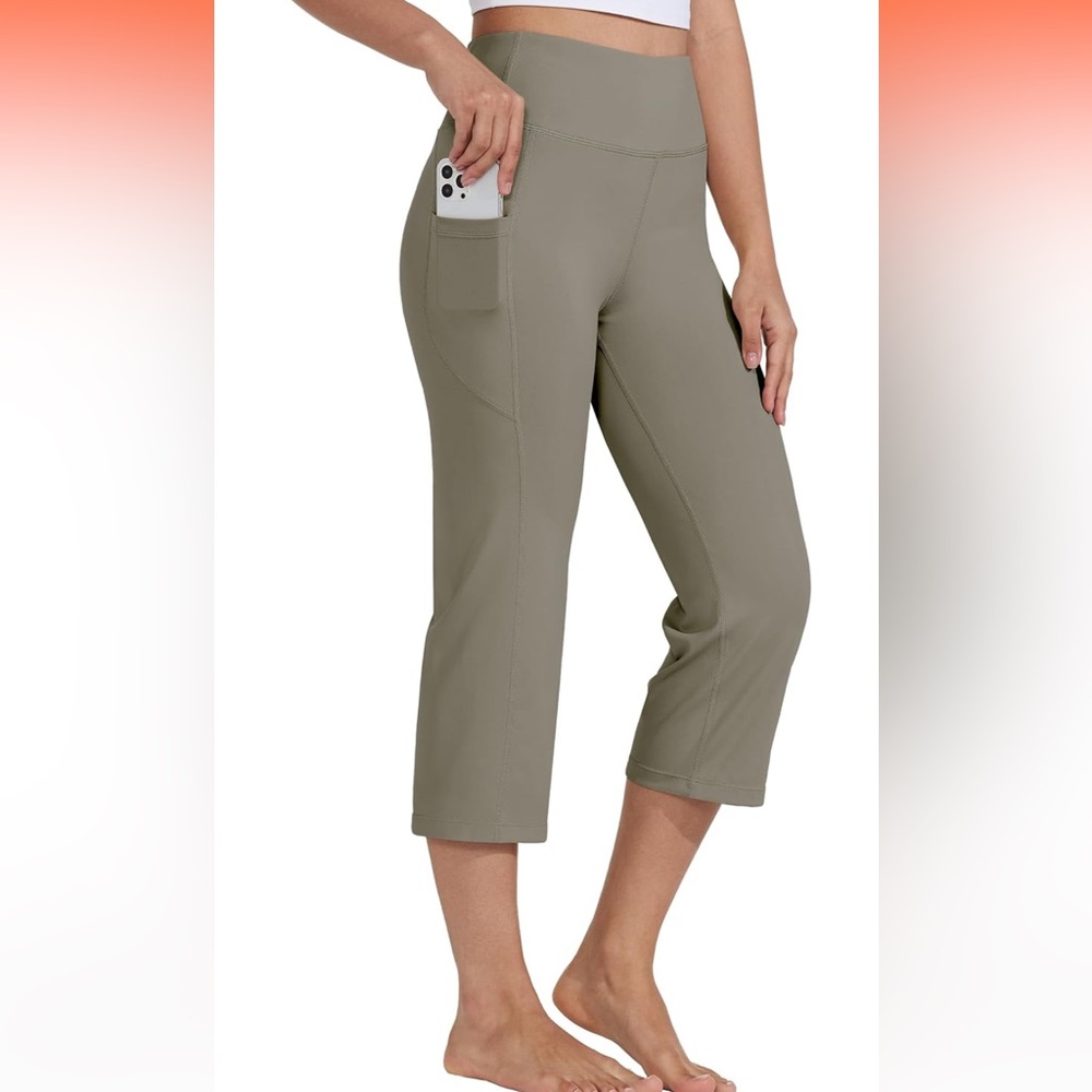 Willit Women's Yoga Capris Pants High Waist 21" sage green Size Small NWT